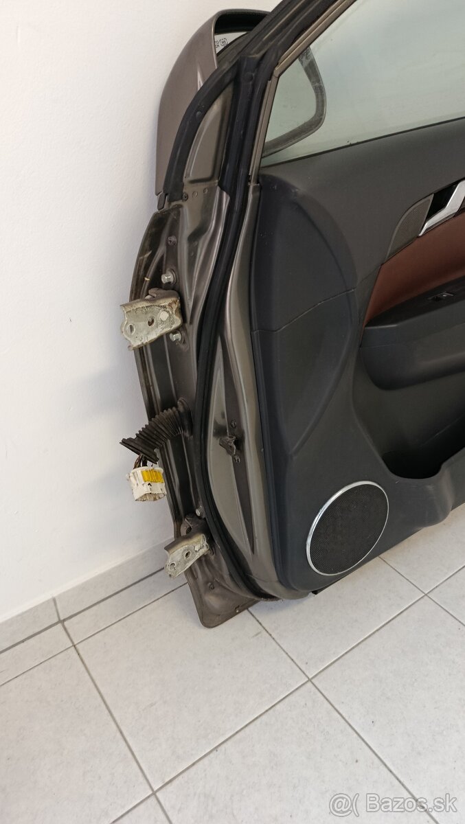 Opel Antara - predné dvere - spolujazdec - 9