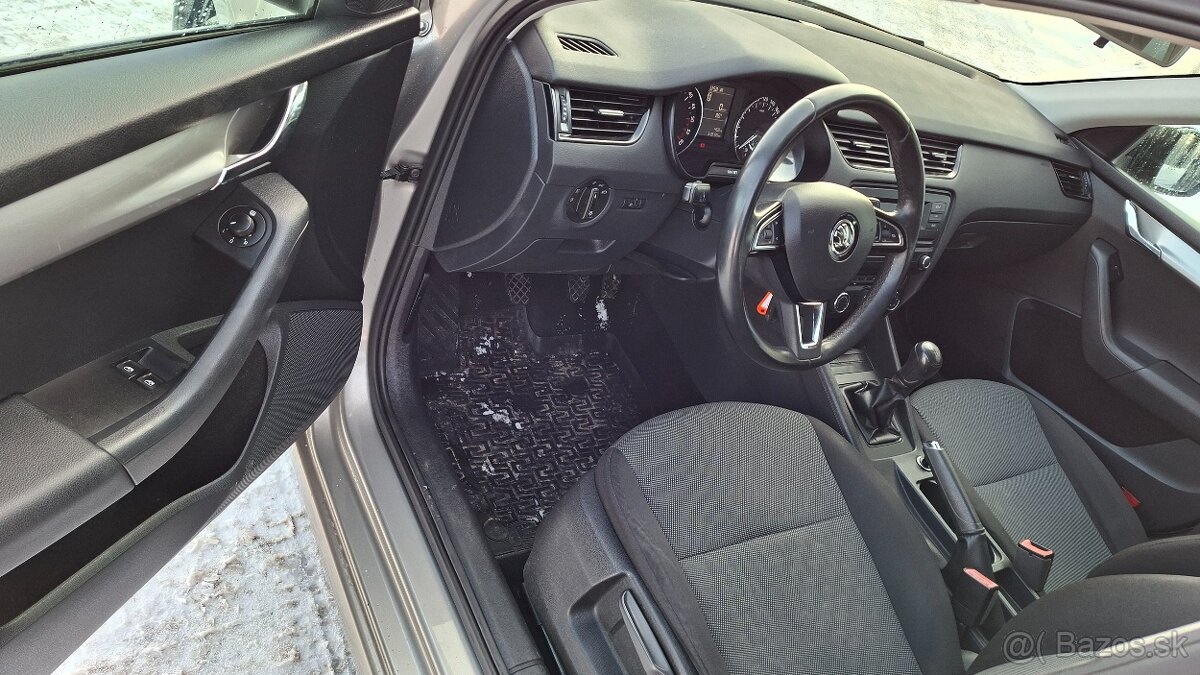 ŠKODA OCTAVIA 1.6 TDI.SEDAN - 9