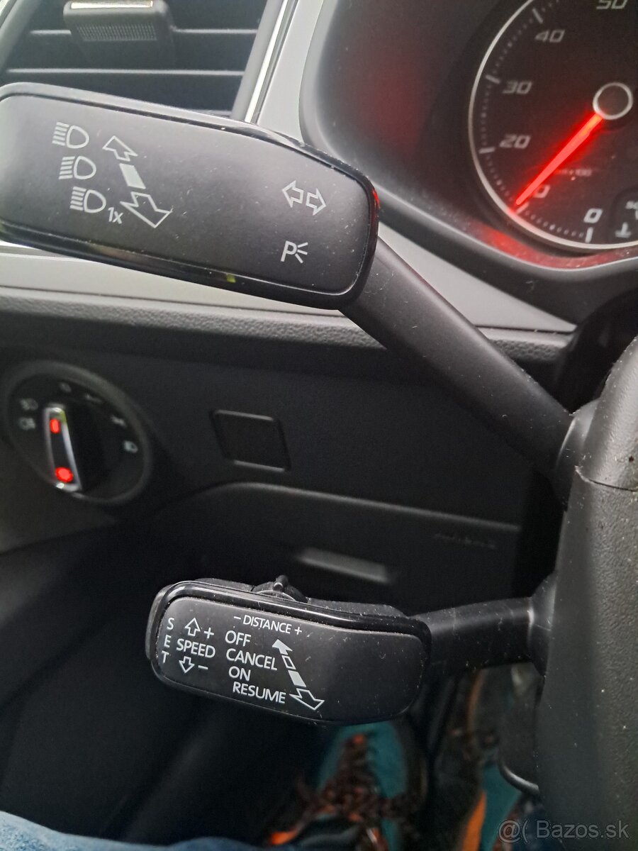 Seat Leon rok 2019 nová STK,EK - 9