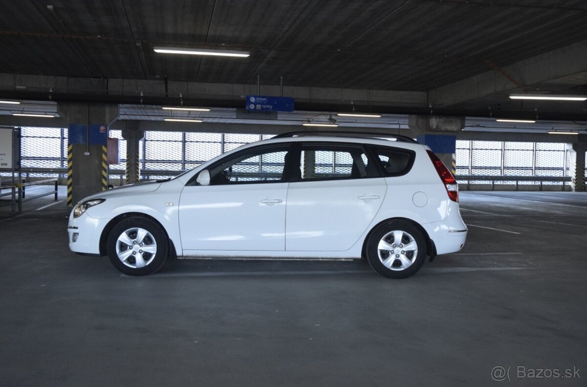 Hyundai i30 CW combi - 9