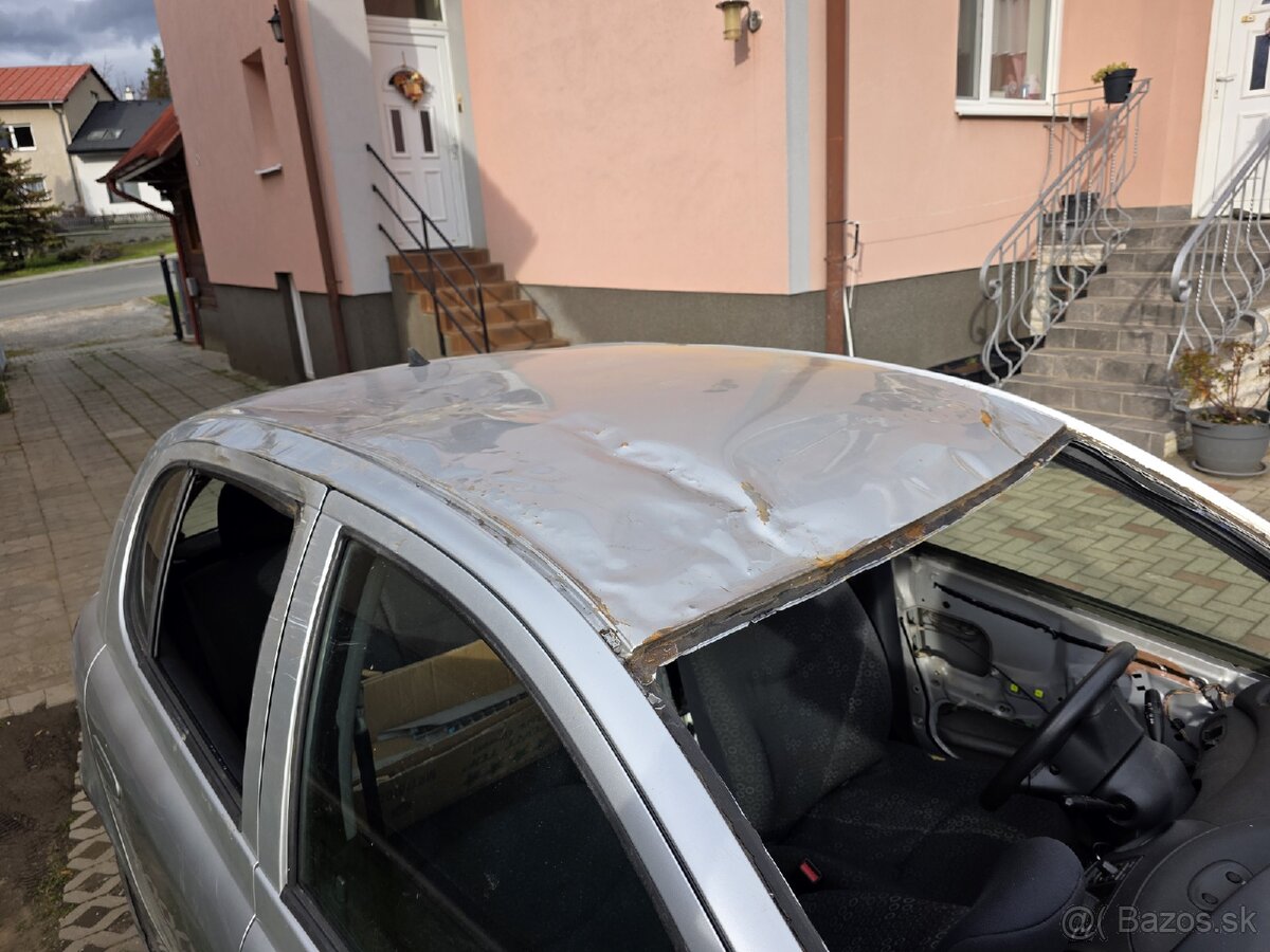 Toyota Yaris 1.0 VVT-i (2003) – Na Diely / V Celku - 9