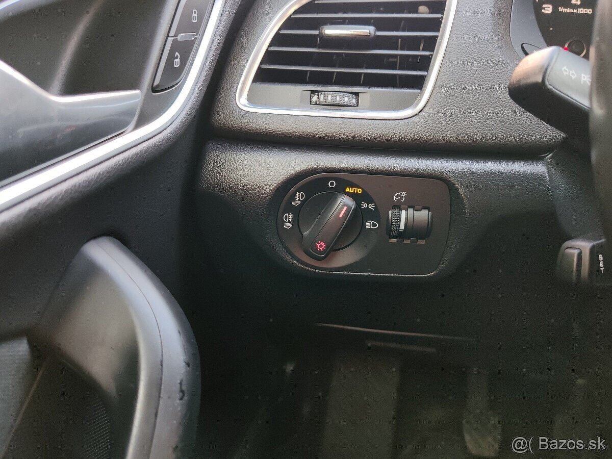 Audi Q3 2.0TFSI quattro 125kW - 9