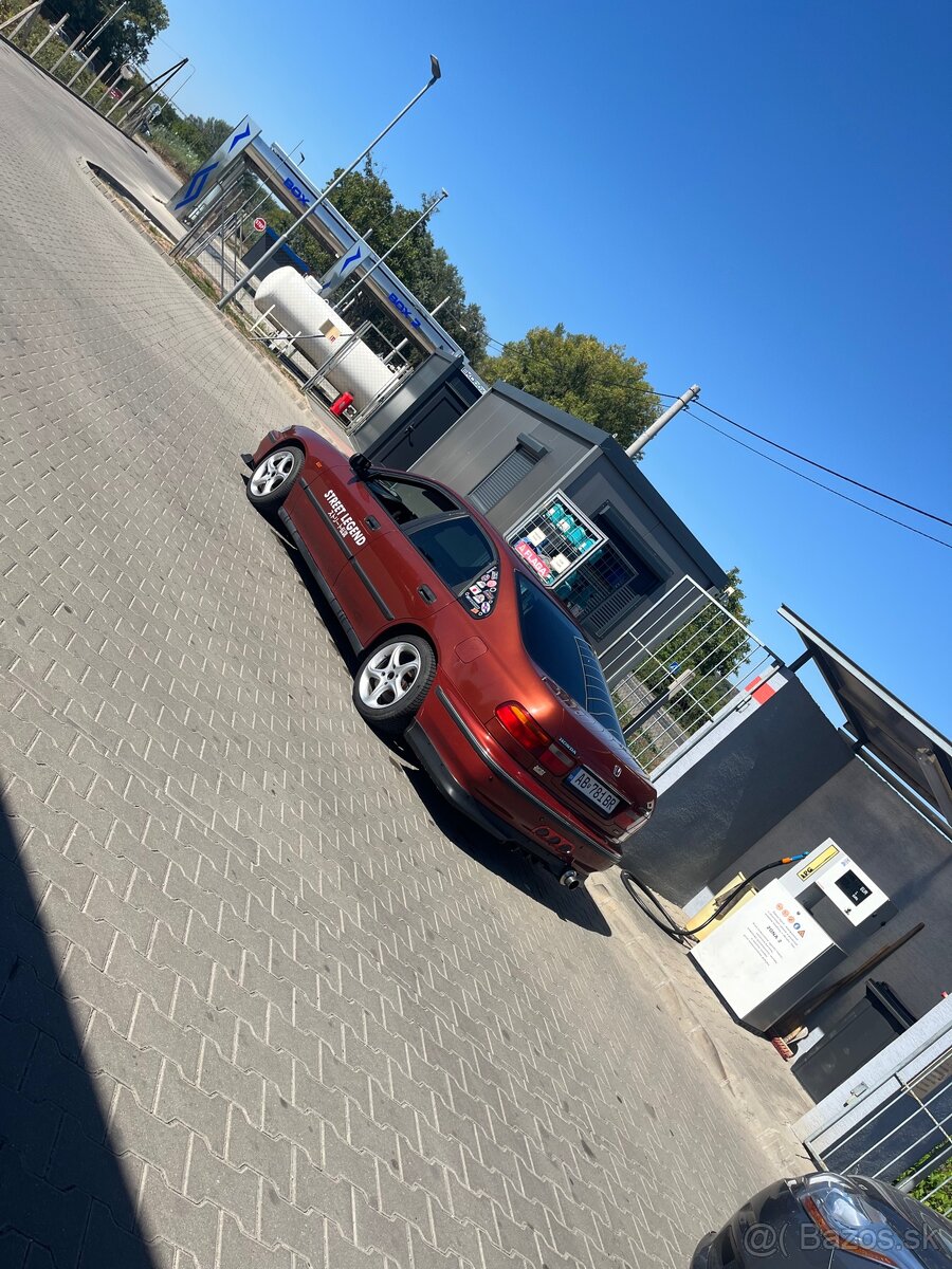 Honda accord 5g 1.8i - 9