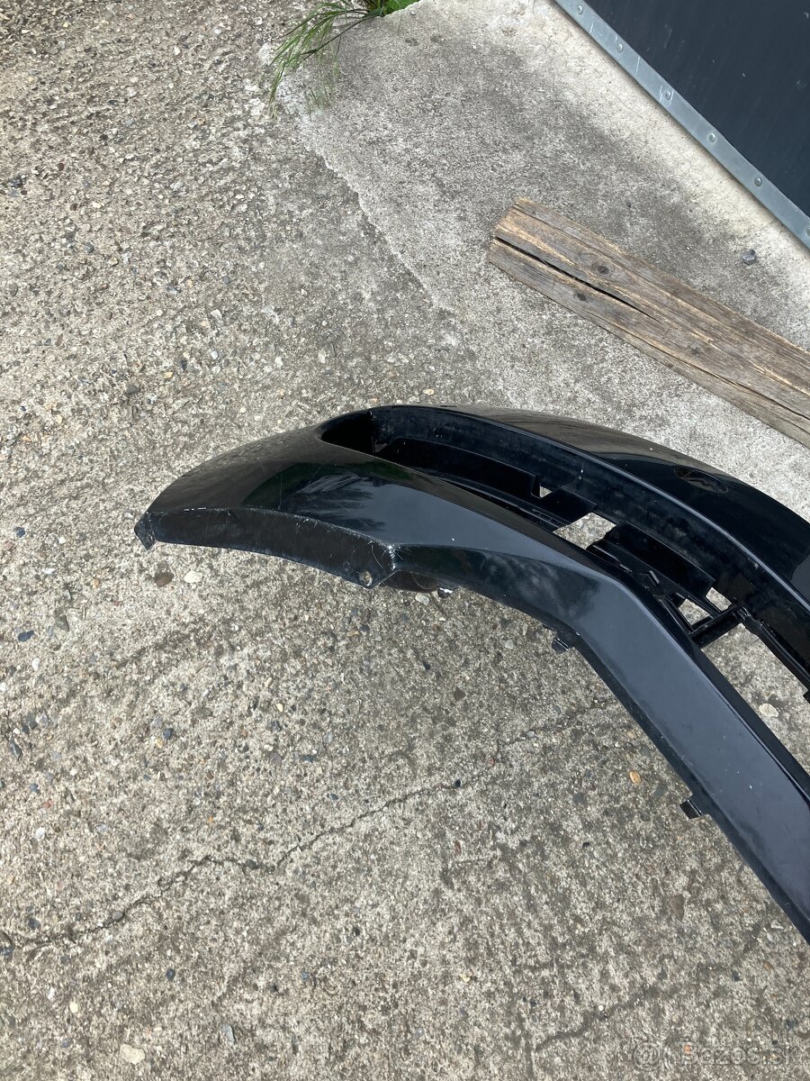 predni naraznik octavia iii 3 cerny maska pdc - 9