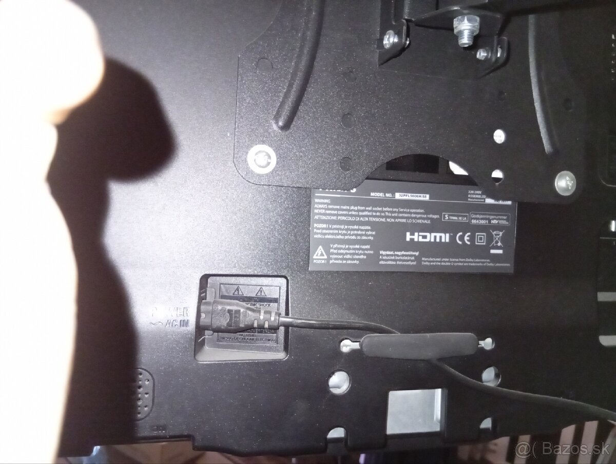 Led TV Philips 32" (82cm)HDMI s konzolou na stenu - 9