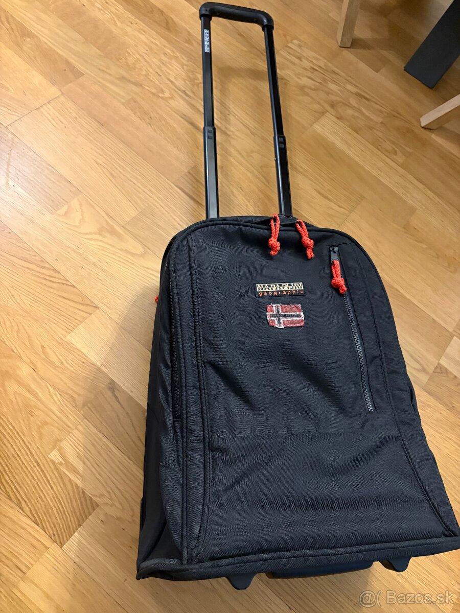 Napapijri kufor / ruksak - 9