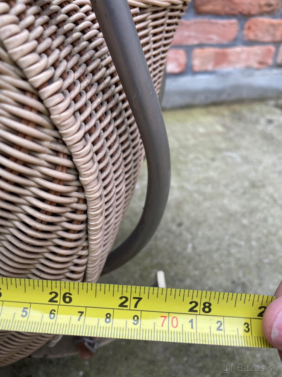 Starožitný kočár pre bábiky - 9