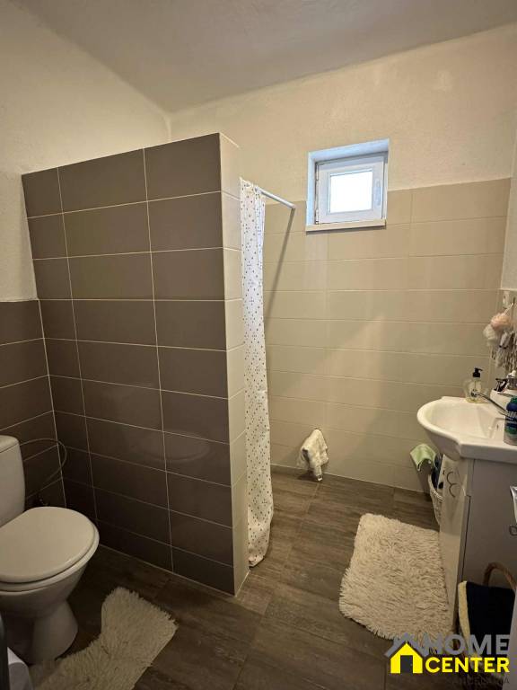 PREDAJ : rodinný dom, Marcelová - 9