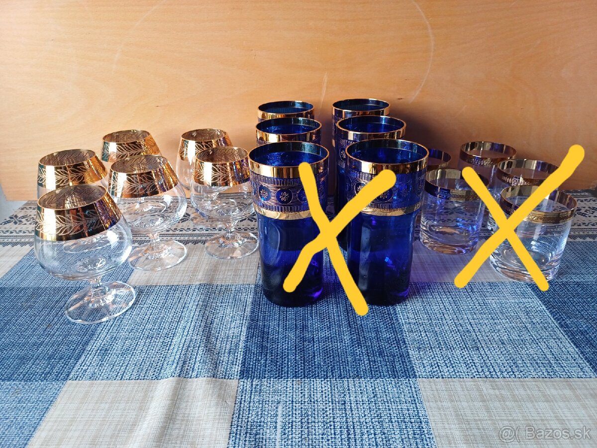 Socialisticke pohare, keramika a mosadzne predmety - 9