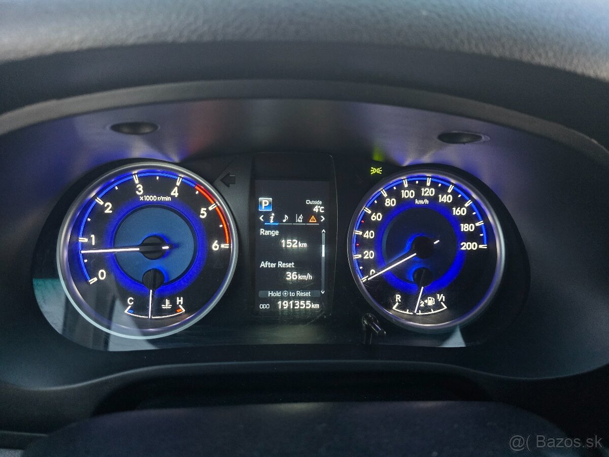 Toyota Hilux 2.4 D 110kW 4WD AT6 2017 - 9