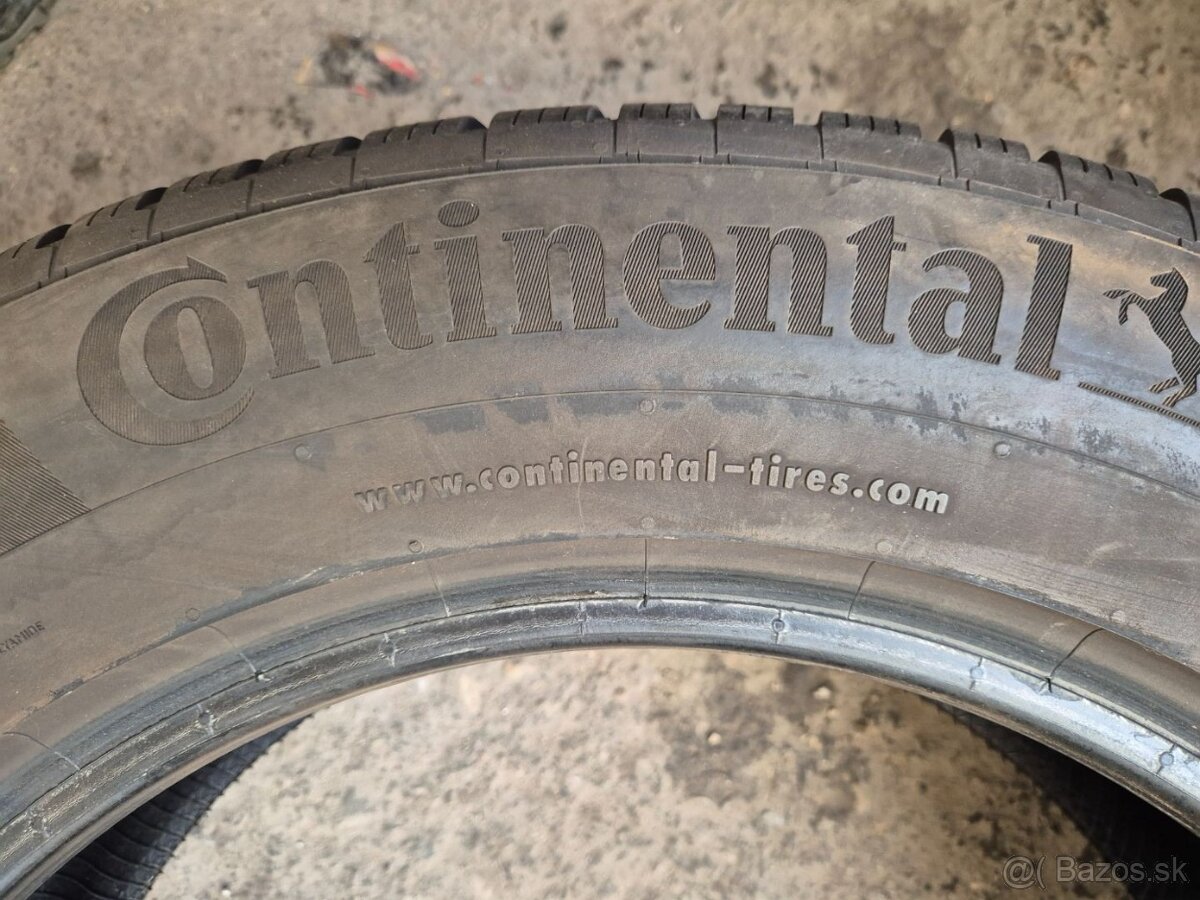215/65 r17 zimné 4 ks CONTINENTAL dezén 8,3 - 7,2 mm - 9
