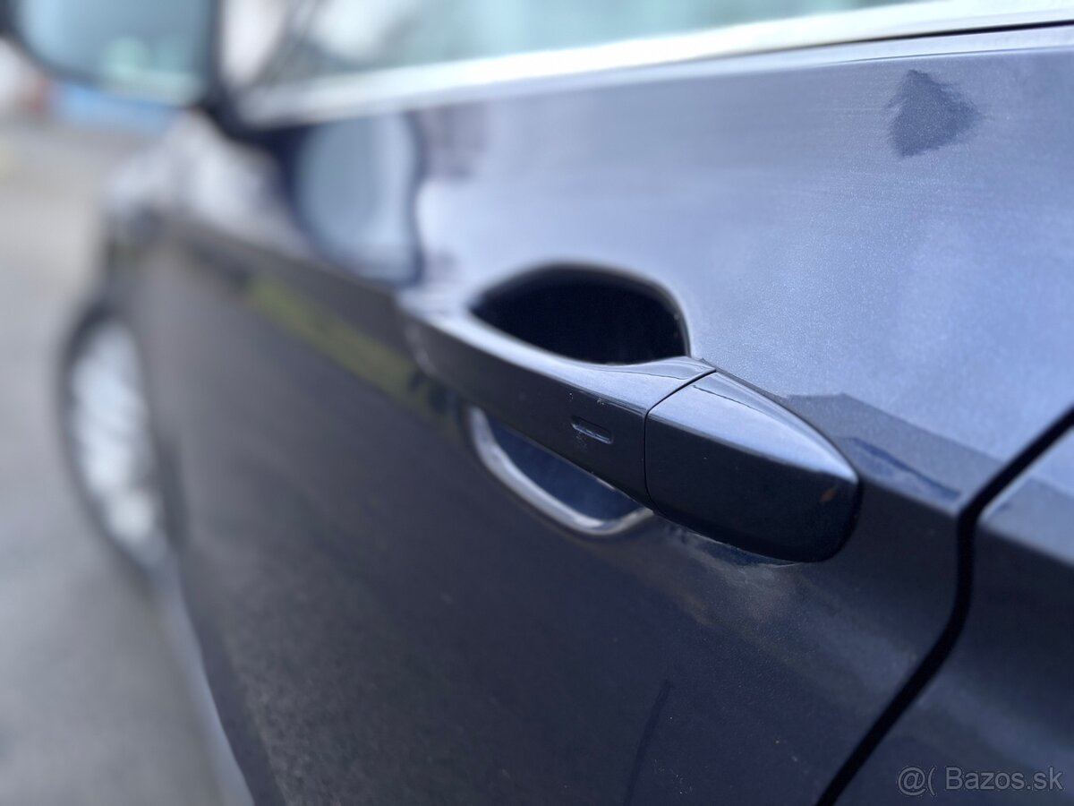 Volkswagen Passat 2.0 TDI 110 kW - 9