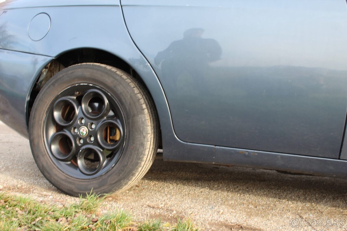 Alfa Romeo 156 1.9 JTD - 9