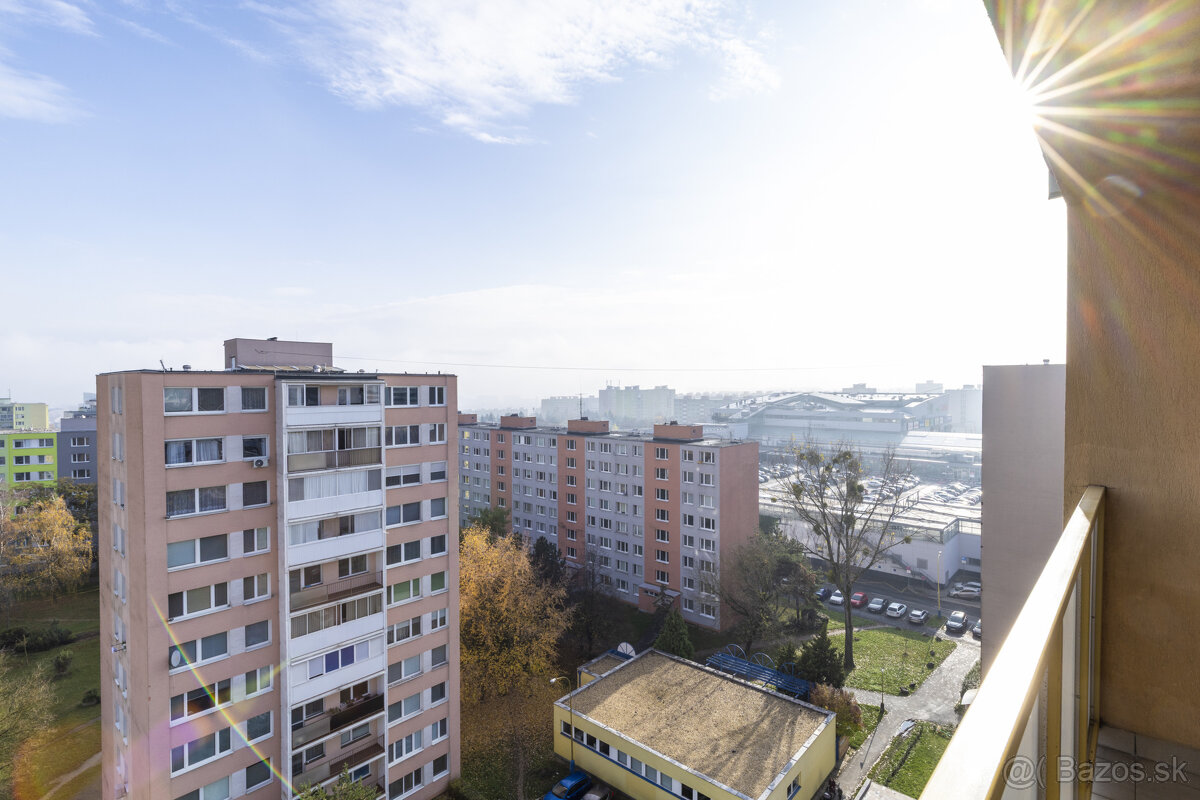 Slnečný 3 izbový byt s krásnym výhľadom, Poľovnícka, Terasa - 9