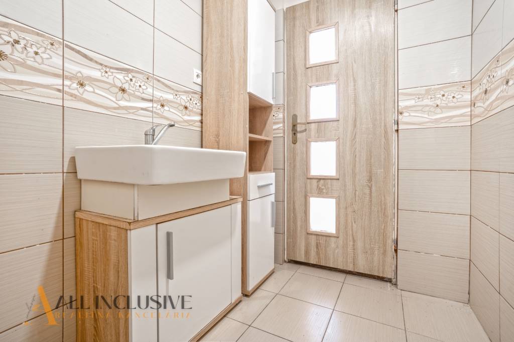 ALL INCLUSIVE | NA PREDAJ INVESTIČNÝ STAVEBNÝ POZEMOK S RD,V - 9