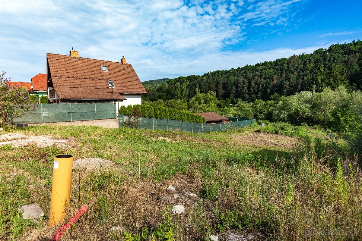 Stavebný pozemok - 9