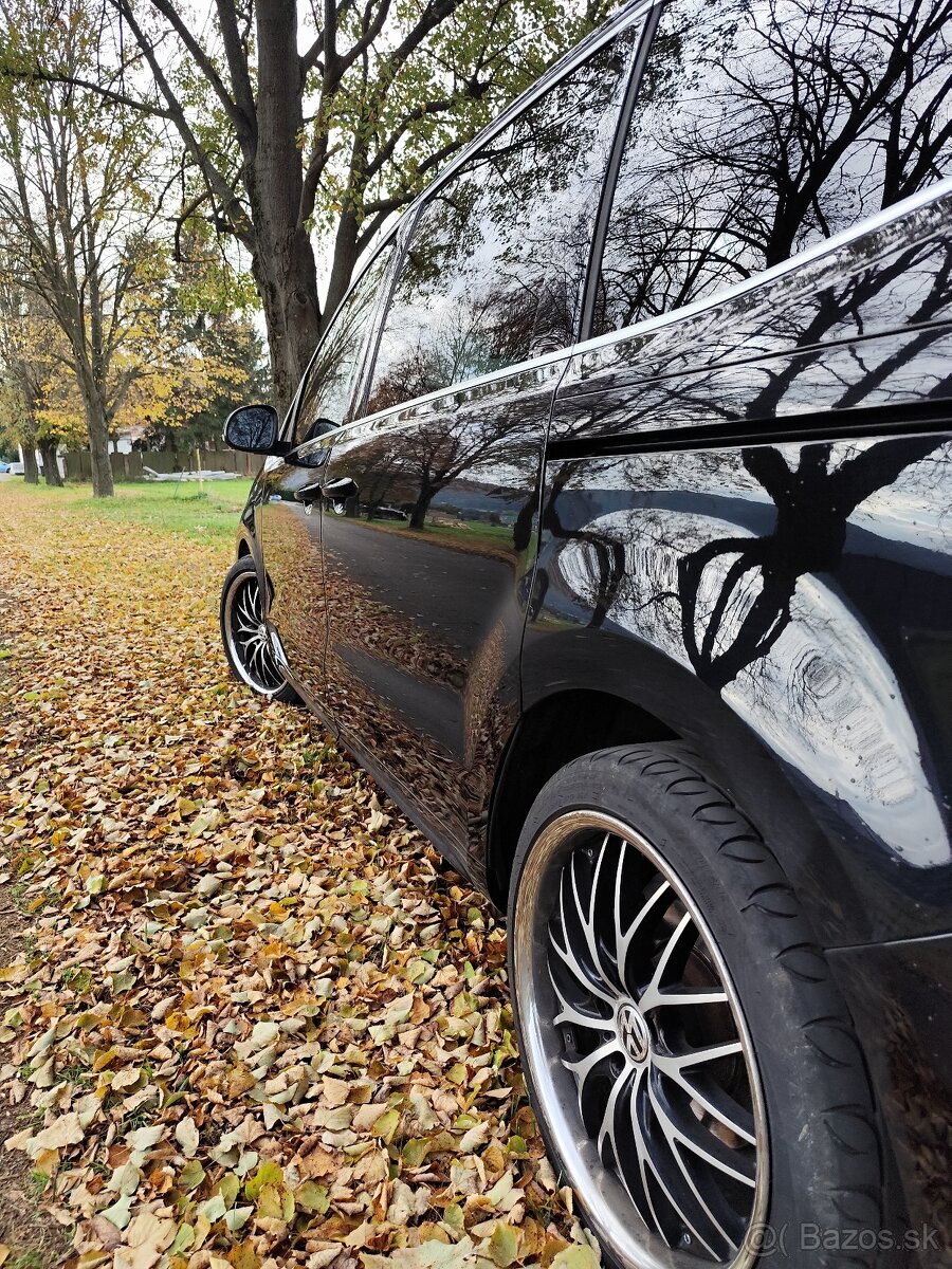 Volkswagen Sharan 2.0tdi 4Motion - 9