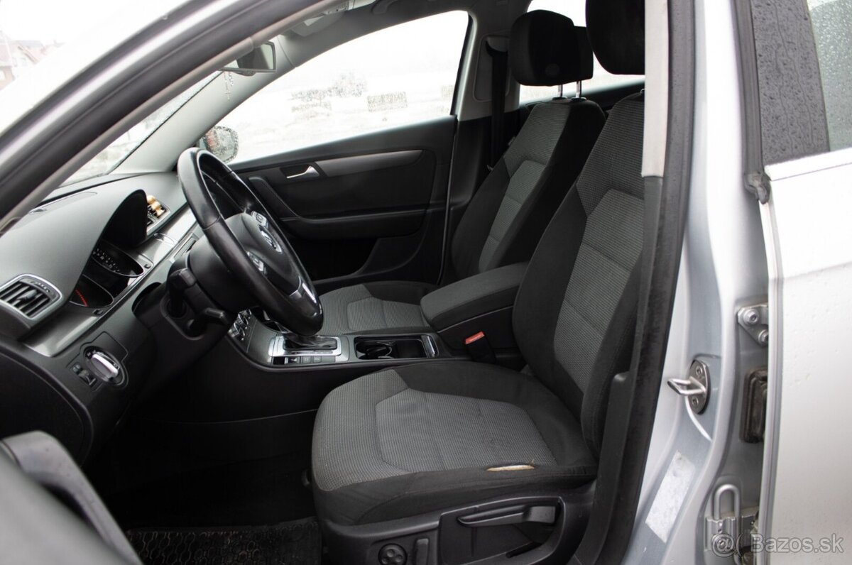 Volkswagen Passat Variant - 9