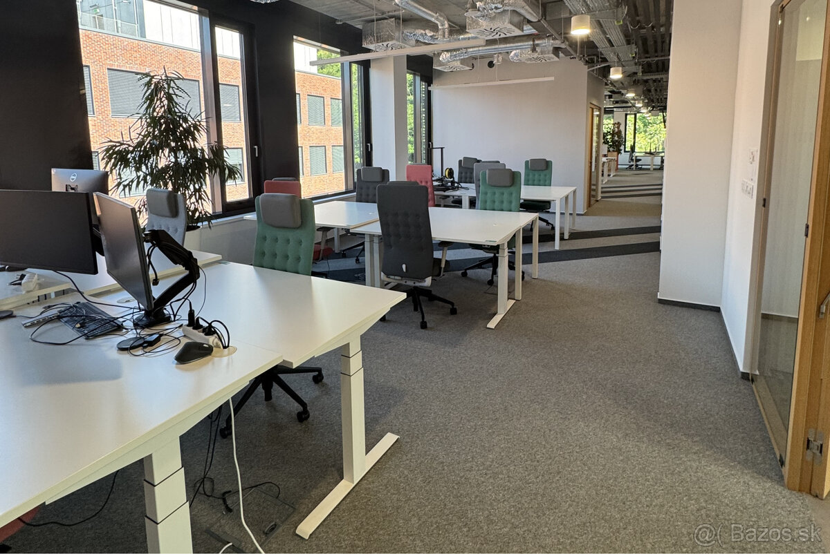 Prenájom samostatného kancelárskeho traktu 867 m² pri nábrež - 9