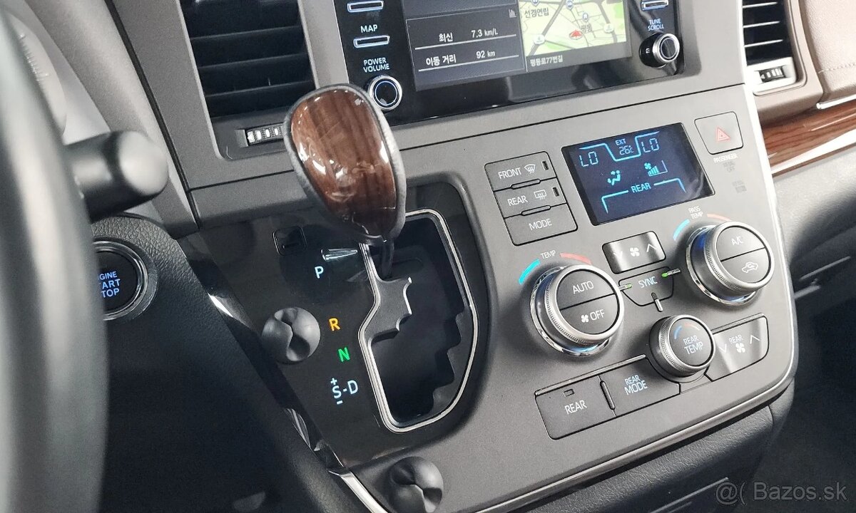 2018 TOYOTA SIENNA LIMITED AWD - 9