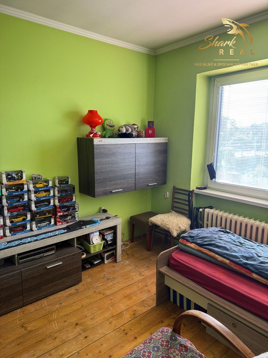 Na predaj starší 3-izbový rodinný dom Pezinok - Grinava - 9