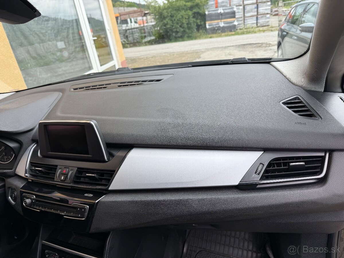 BMW Rad 2 Gran Tourer 2 216d NAVI A/T - 9