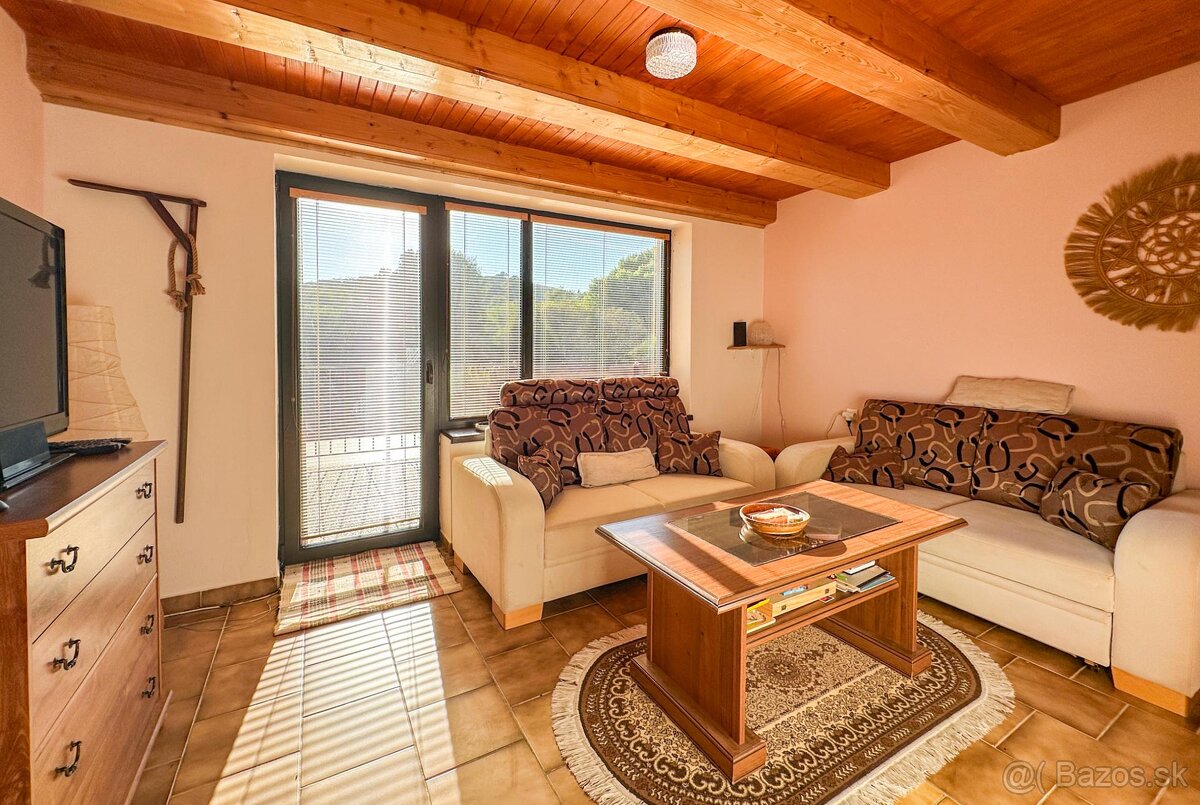 Chata na polosamote v obci Hodruša - Hámre - 9