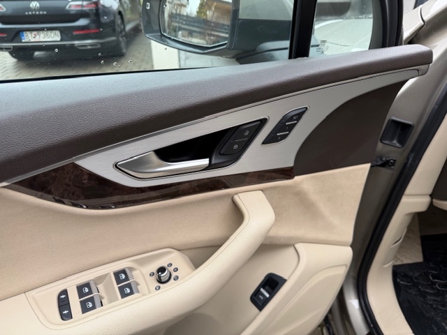 Audi Q7 Q7 3.0 TDI 272k quattro tiptronic 8-st. - 9