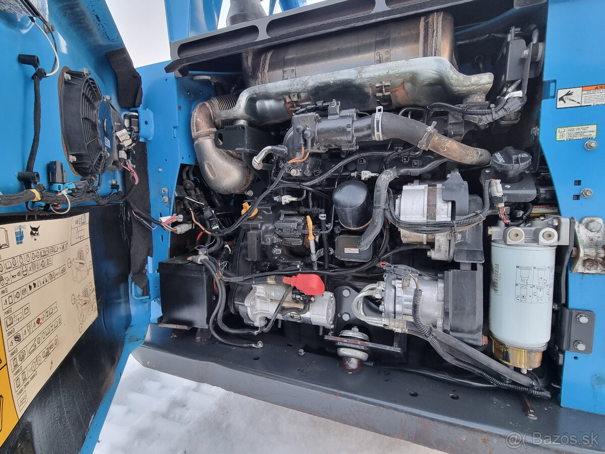 Pásový nakladač Bobcat T770 2,5 t - 9