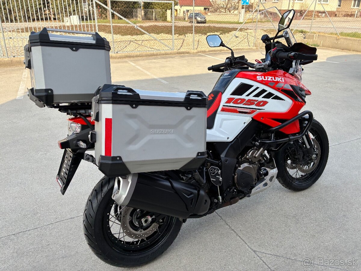 Suzuki DL1050 Vstrom - 9