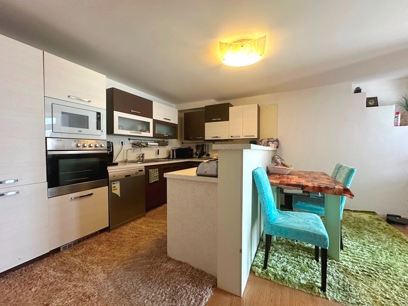 5i RD, pozemok 818 m2, Tešedíkovo - Šaľa - 9