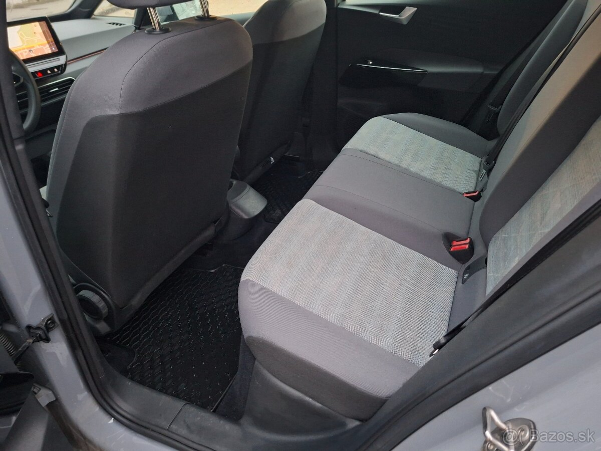 Predám VW ID.3 elektromobil 7/2021, v záruke, DPH - 9