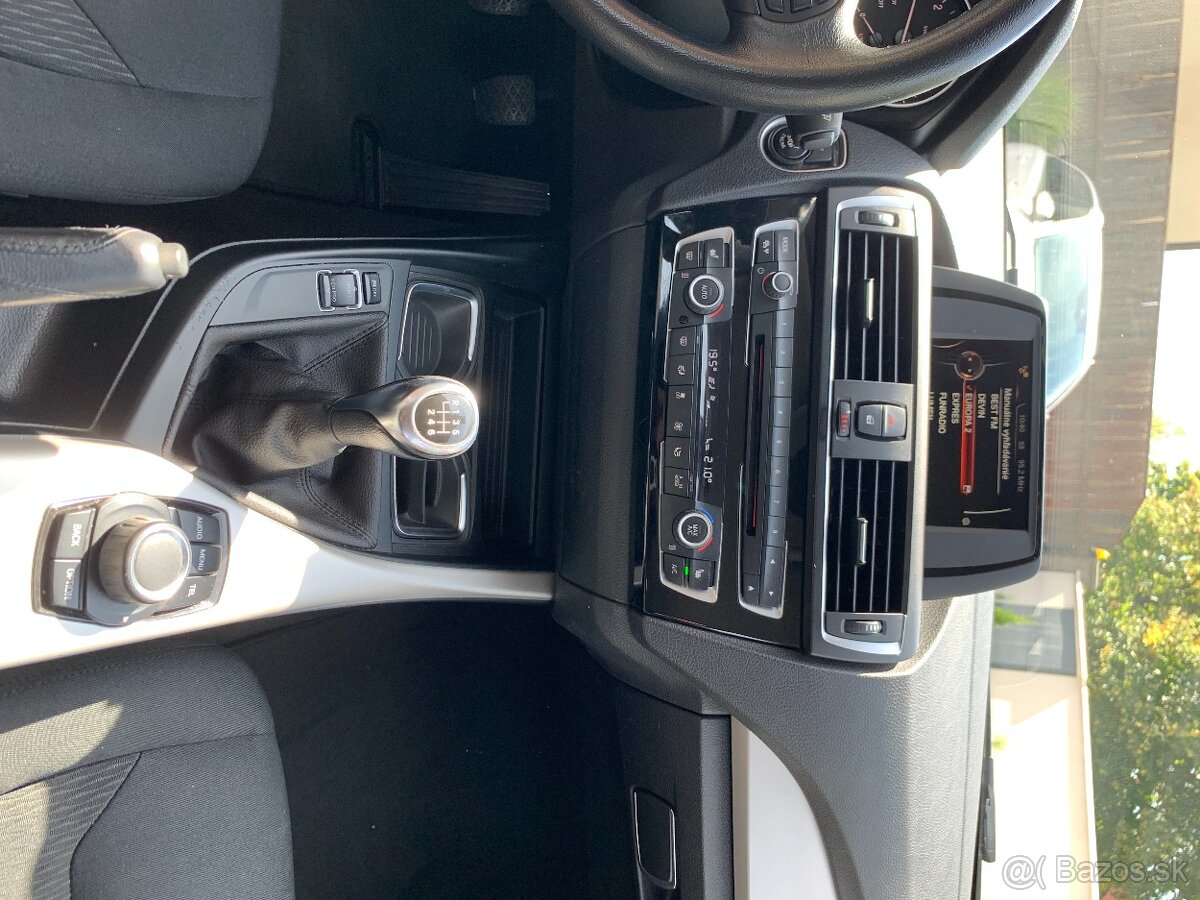 Predám BMW 116i - 9