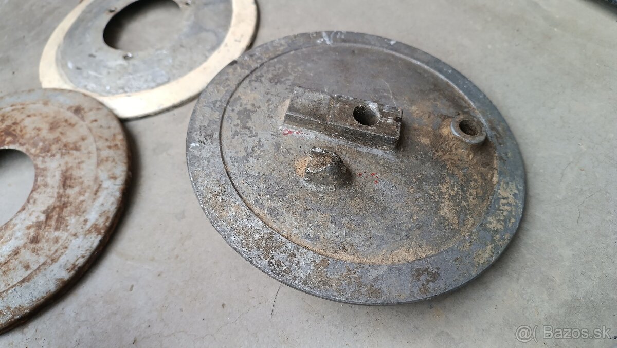 Predám stredy kolies Jawa - 9