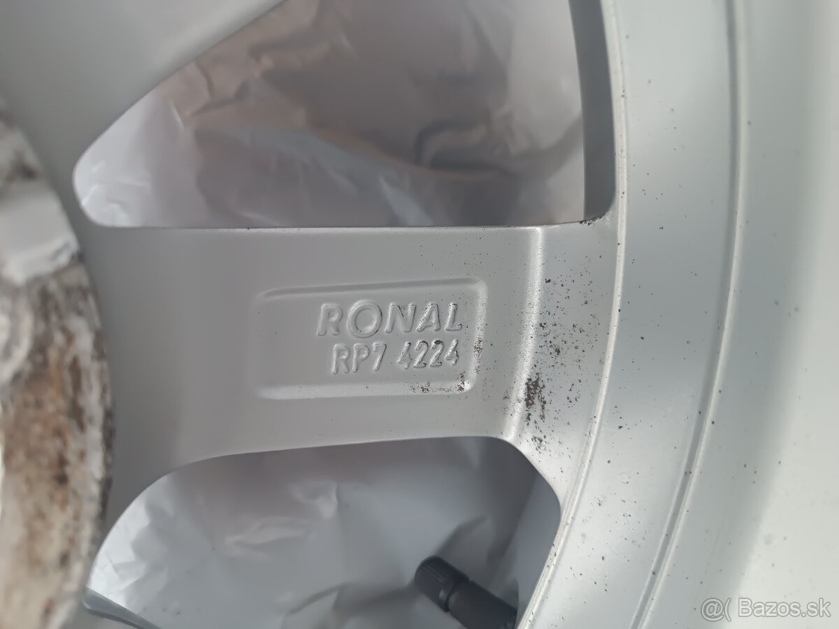 Predám originálne hliníkové kolesá VW - 9