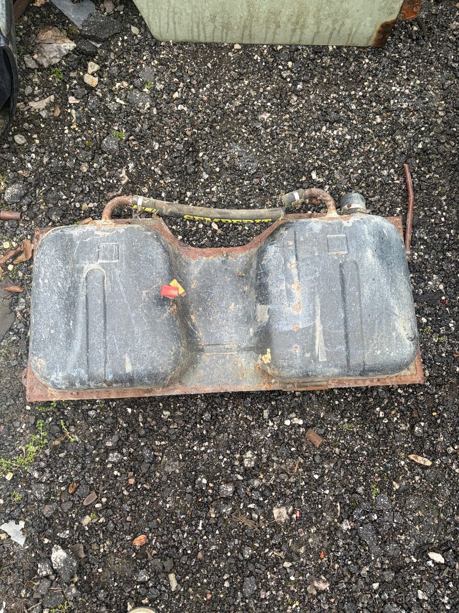 Diely Škoda a Lada - 9