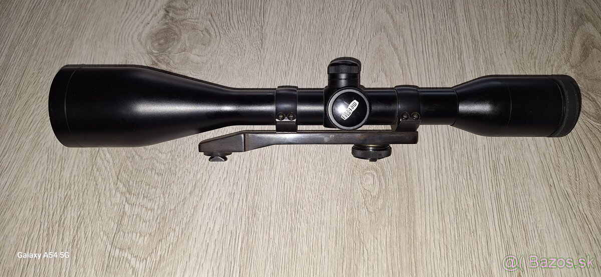 Samonabíjaciu guľovnicu BENELLI - 9