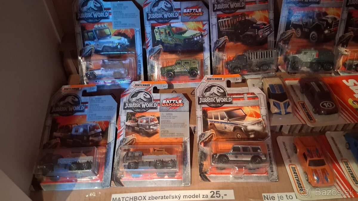 MATCHBOX JURASSIC WORLD - 9
