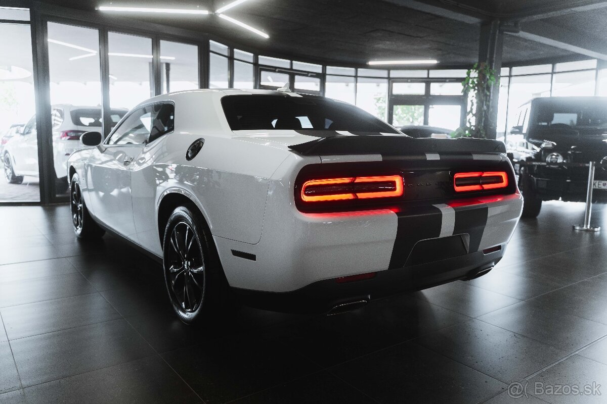 Dodge Challenger 3.6 V6 4x4 - 9