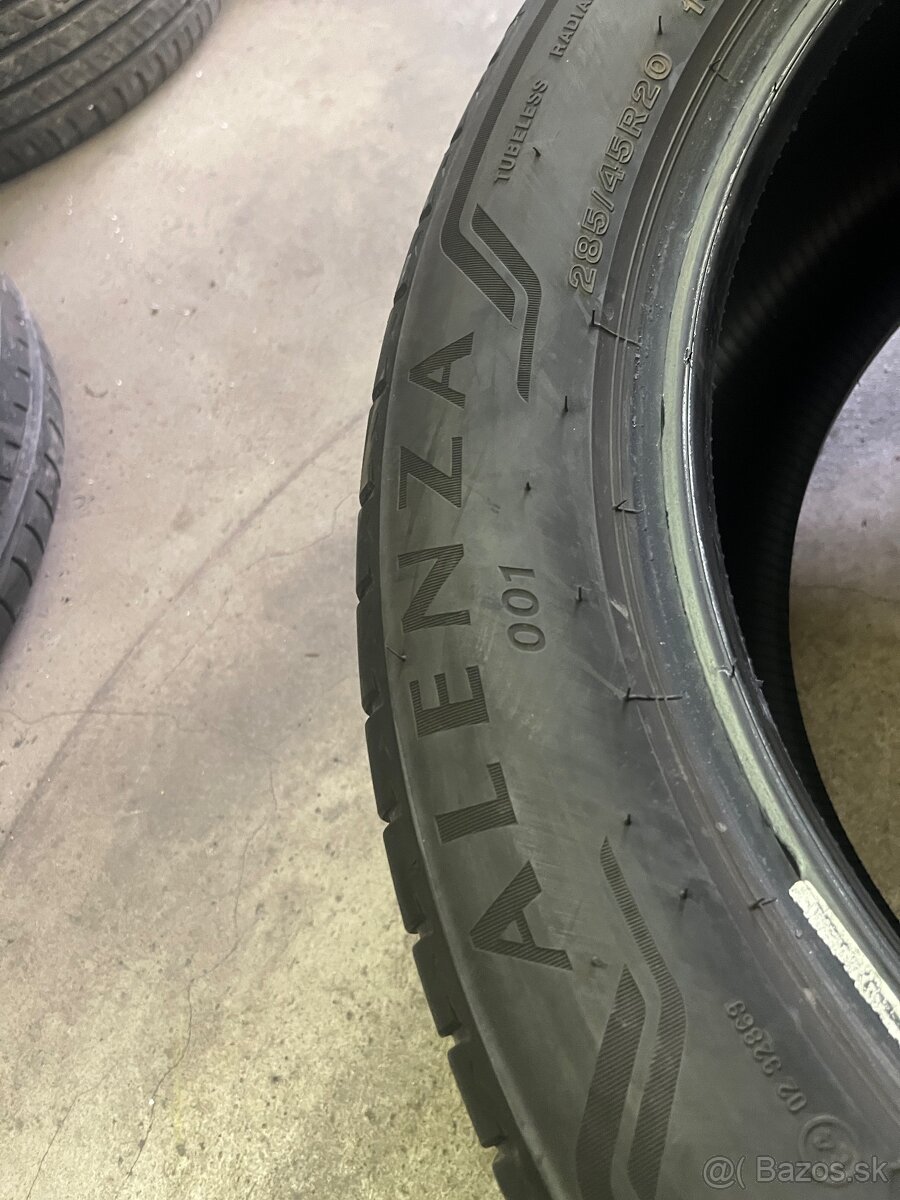 285/45R20 Bridgestone letne - 9