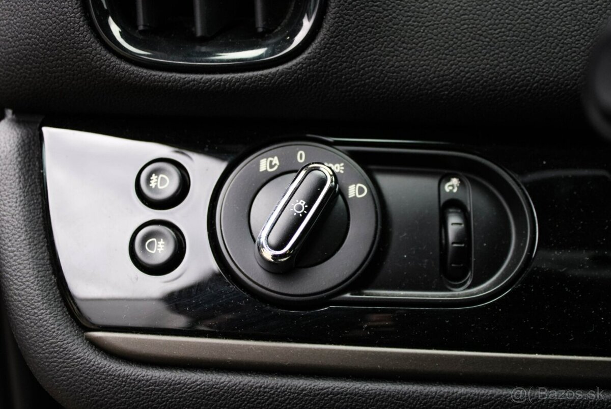 Mini Countryman Cooper SD ALL4 A/T - 9