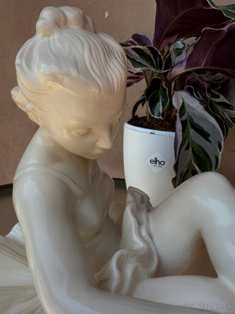 Predam keramicku sošku baletka Jihokera - 9