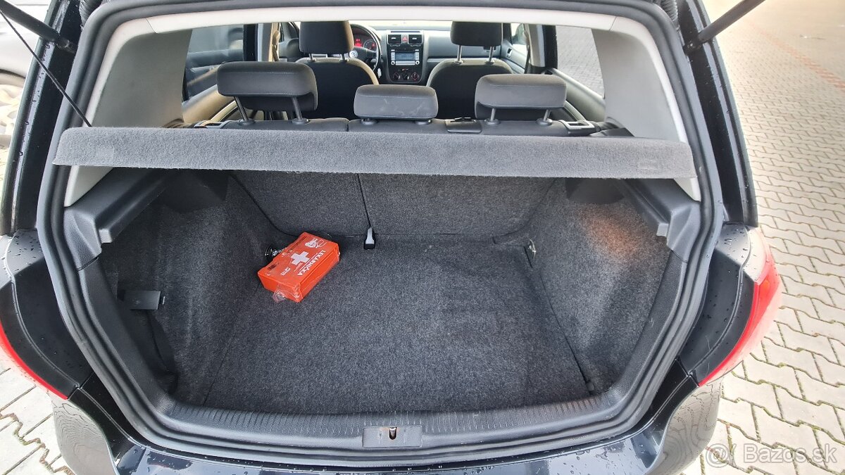 Volkswagen Golf V 1,9 Tdi 77kw Zeder Bez hrdze slušný stav - 9