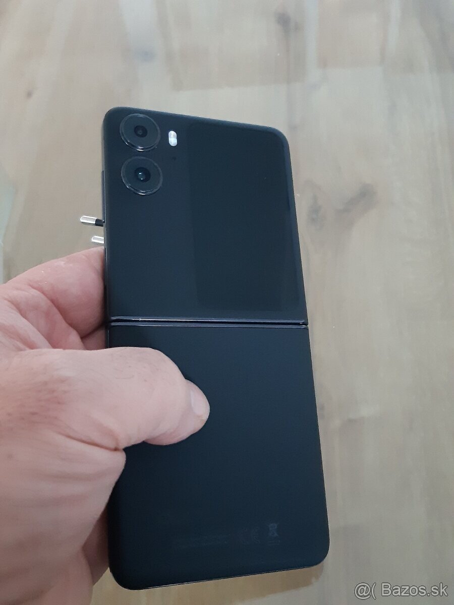 Predám alebo vymením OPPO Find N2 Flip 5G 8GB/256GB - 9