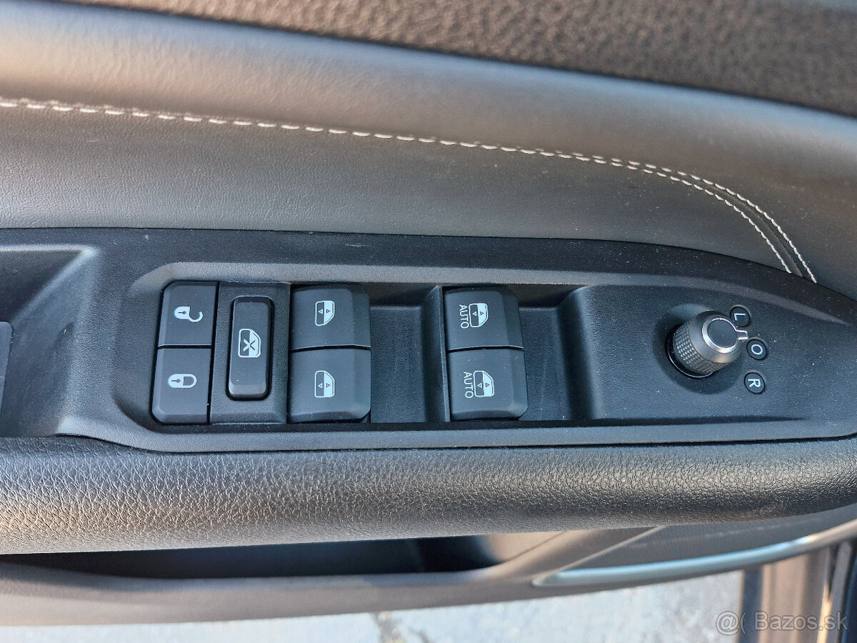 Jeep Compass 1.3 GSE Night Eagle - 9