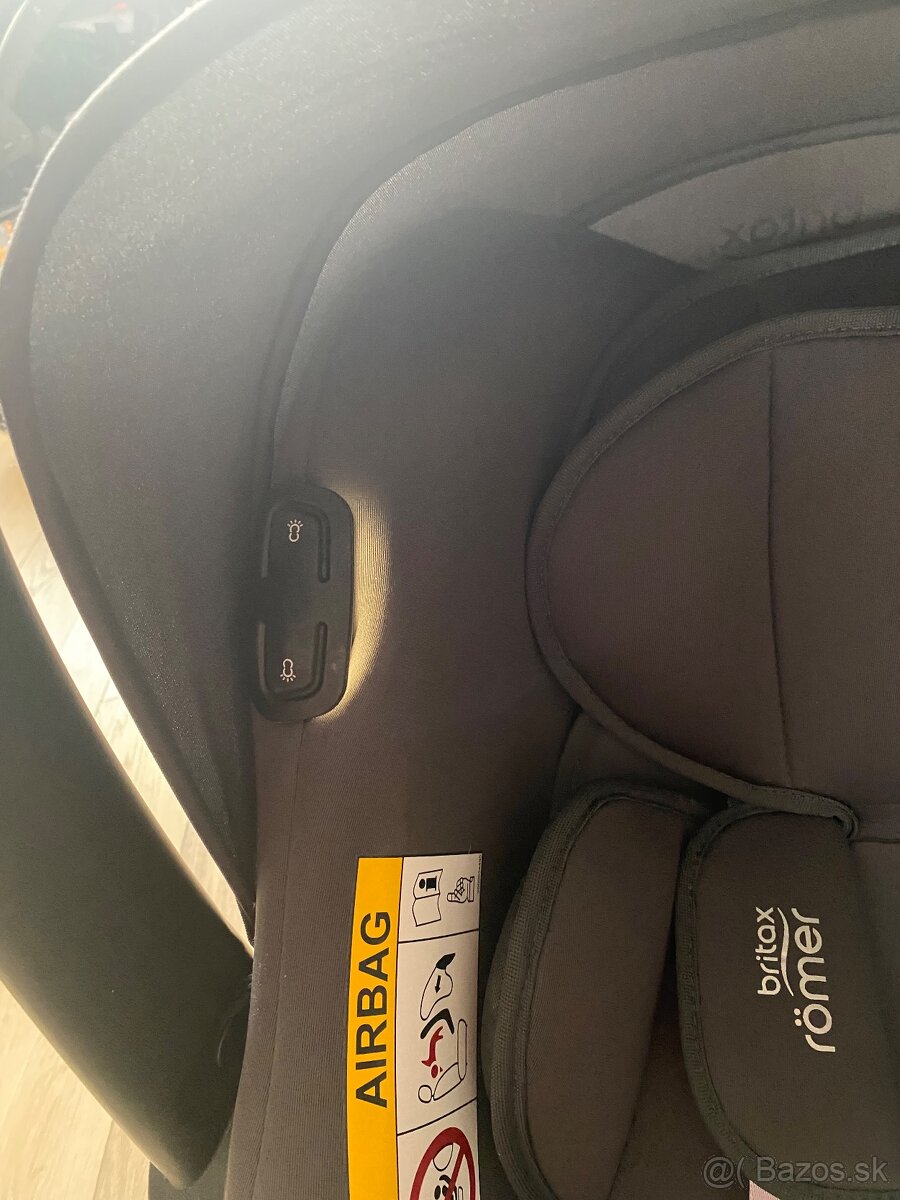 Autosedačka Britax Romer - 9