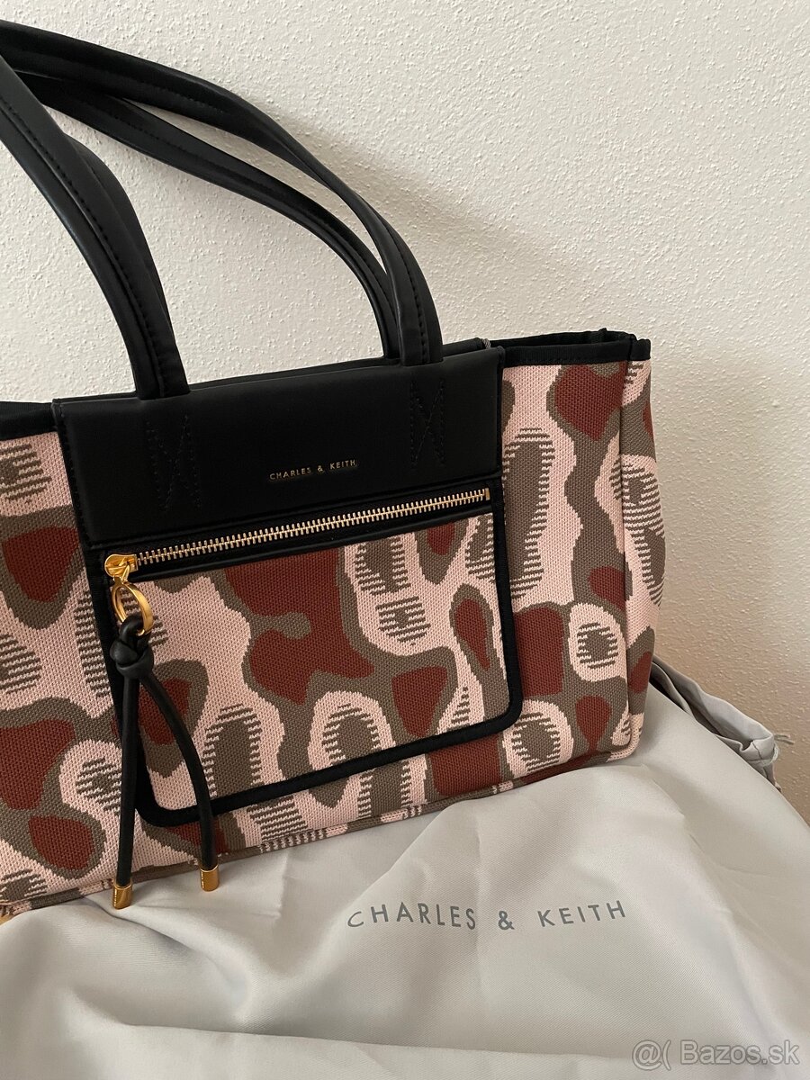 Kabelka Charles&Keith nová - 9
