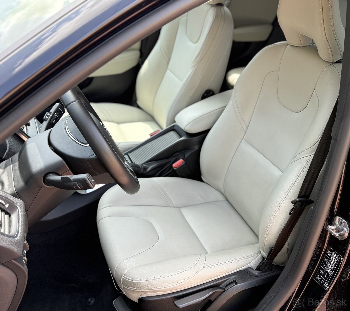 VOLVO V40 2.0 D3 Automat INSCRIPTION - 9