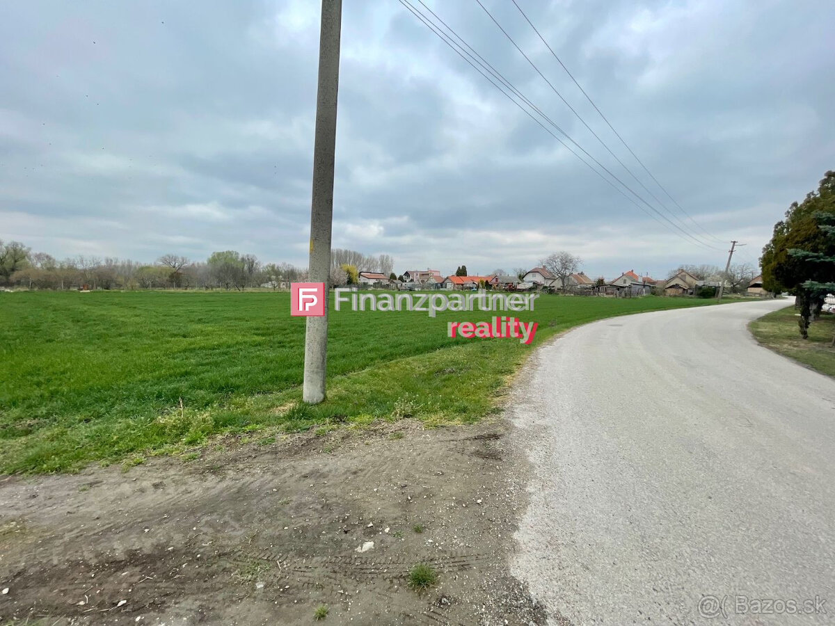 Na predaj pozemok o rozlohe 1275m2 - 9