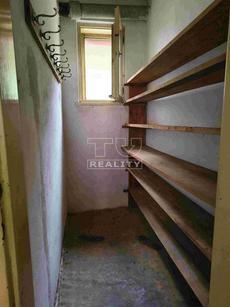 Rodinný dom v Beluši s pozemkom 1200m2 - 9